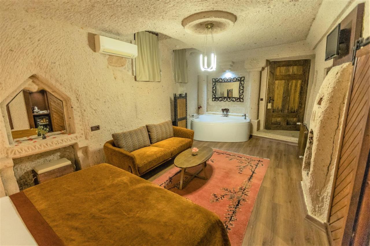 Mimi Cappadocia Luxury Cave Hotel Uçhisar Exterior photo