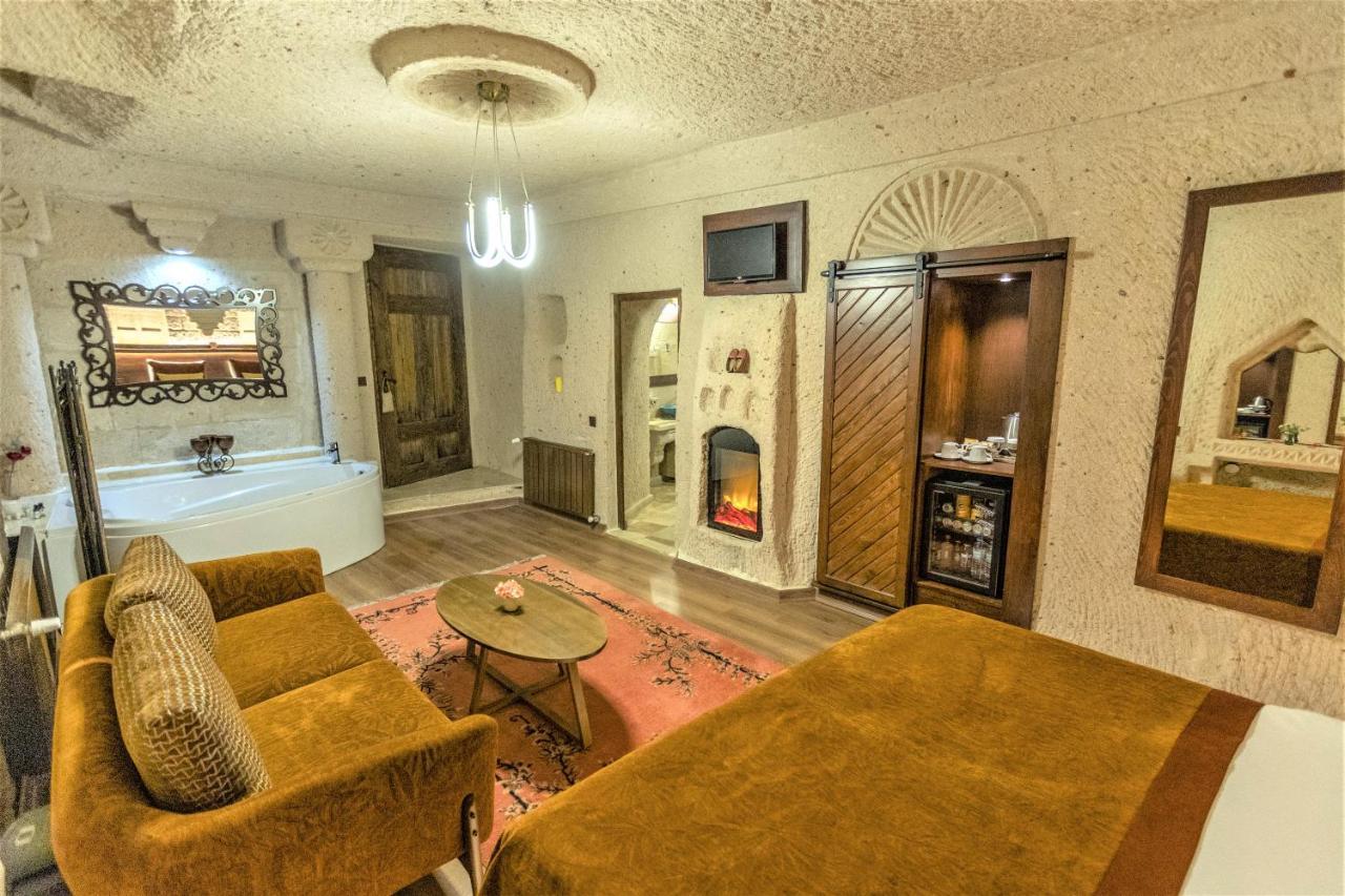 Mimi Cappadocia Luxury Cave Hotel Uçhisar Exterior photo