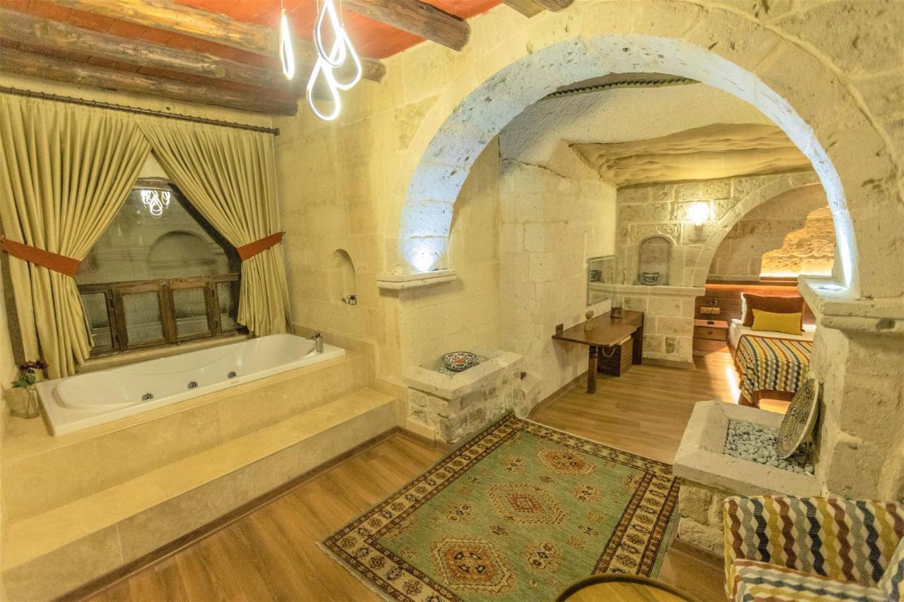 Mimi Cappadocia Luxury Cave Hotel Uçhisar Exterior photo