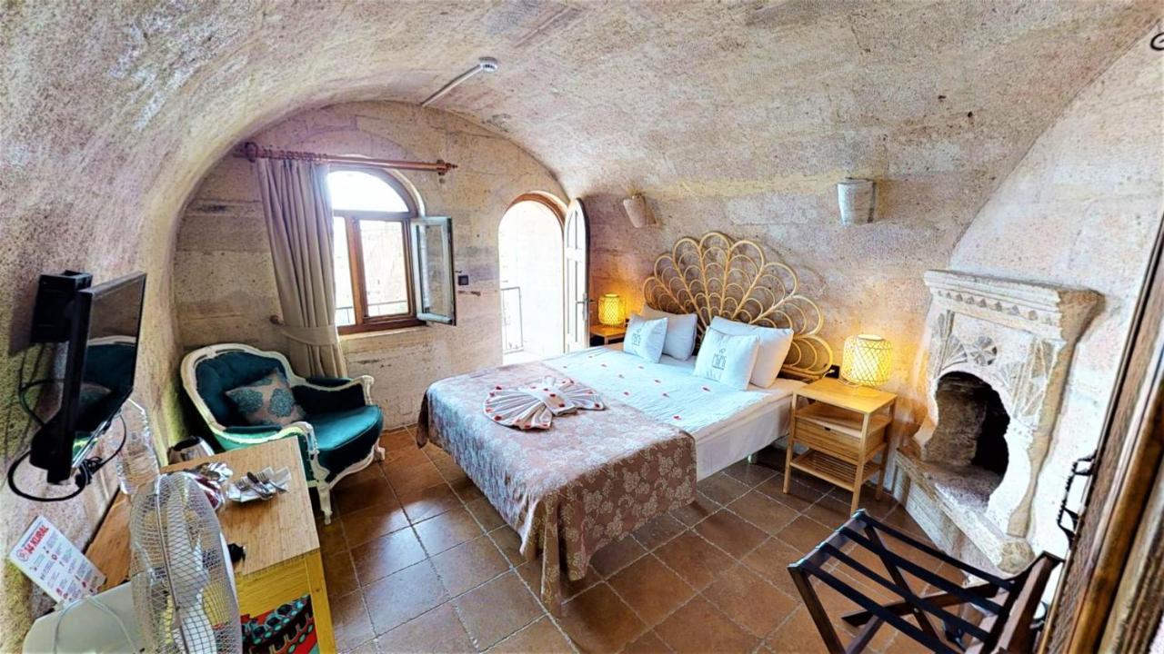 Mimi Cappadocia Luxury Cave Hotel Uçhisar Exterior photo