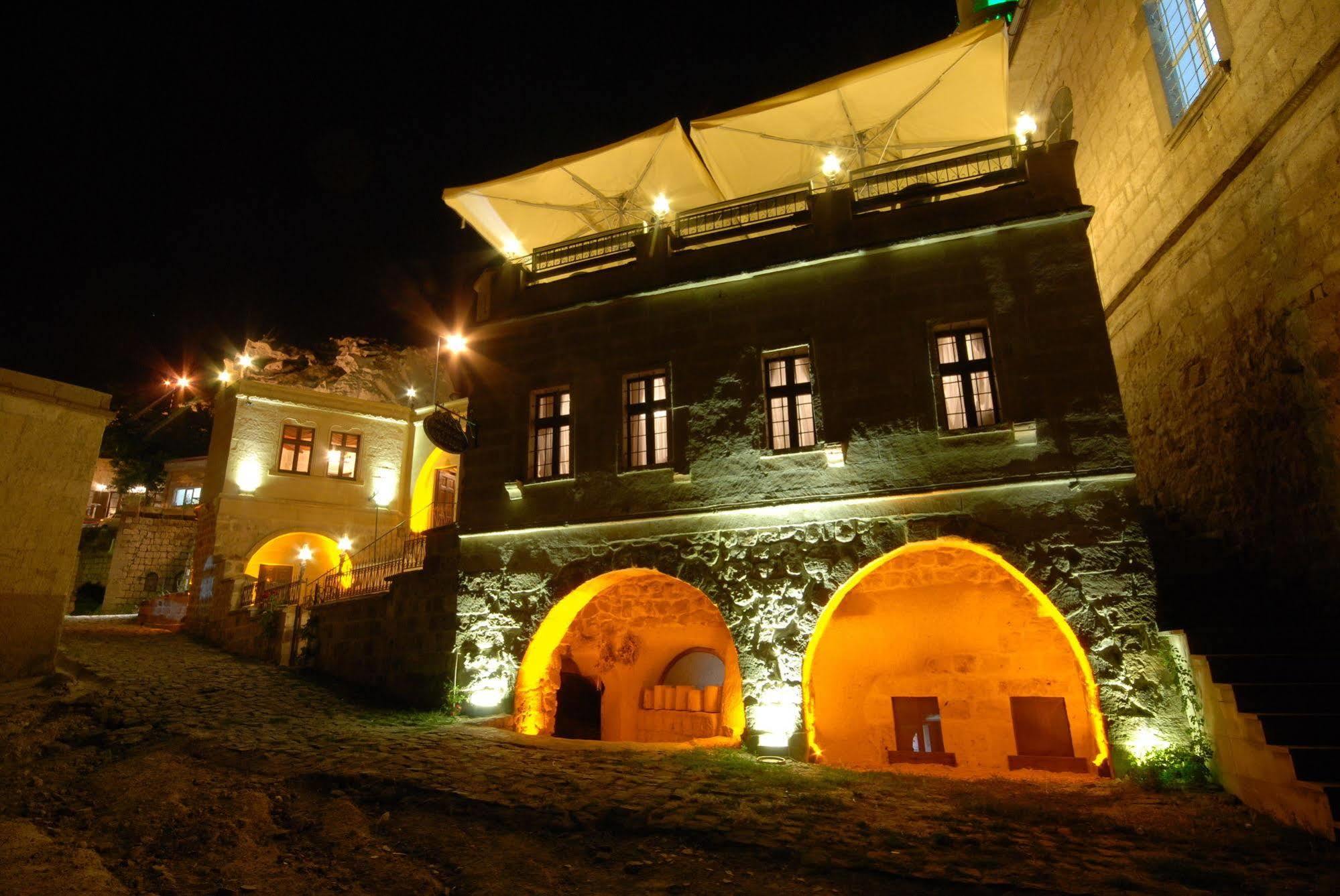 Mimi Cappadocia Luxury Cave Hotel Uçhisar Exterior photo